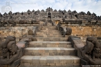 image img_5496_borobudur_schody-jpg