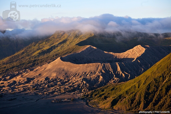 image 32_tyden_img_5728_bromo_krater-jpg